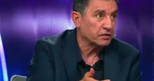 حمله قلعه‌نویی به علی دایی: دلیلی نمی‌شود شما اگر بازیکن بزرگی بوده‌ای، مربی خوبی هم باشی