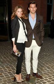 Résultat de recherche d'images pour "light beige chinos"