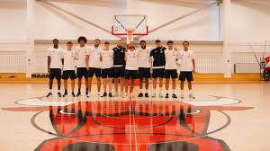 Liverpool players make visit to the home of the Chicago Bulls