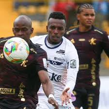 América de Cali, con un revolcón en la formación titular, se juega su clasificación ante Fortaleza en Bogotá