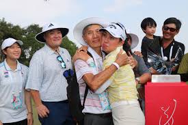 Fueled by family (and matcha), Jeeno Thitikul eyes first major at Chevron Championship
