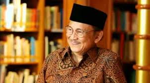 Biography B.J Habibie - MizTia Respect