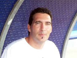 El entrenador del Prainsa Zaragoza, Alberto Berna, cumple este año su cuarta temporada al frente del conjunto blanquillo. El técnico encabeza este curso una ... - img756131s