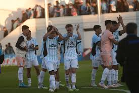 Racing (Cba) vs Patronato: Dónde Ver EN VIVO y Horarios Imperdibles - Imagen principal del artículo
