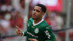 ¡Alto Voltaje! LDU vs. Palmeiras: ¿Quién Domina la Altura en Libertadores?