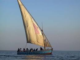 Résultat de recherche d'images pour "dhow"