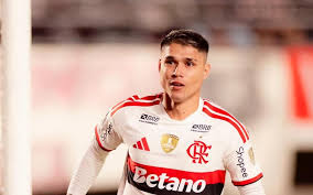 Veja gol em Estudiantes x Flamengo: Luiz Araújo abre o placar