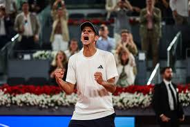 Medvedev Wowed by Jódar's Rapid Rise: Grand Slam Finalist or Just Solid Player?