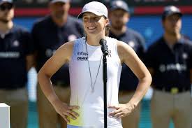 Swiatek Remonte! Gracheva Éblouit! Le Tennis Féminin Bouge! - Imagen ilustrativa del artículo