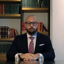 Influenciadores: Publicidade ou engrenagem da lavagem de dinheiro?