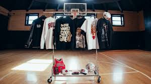 CHICAGO BULLS COLLABORATE WITH LEGEND DERRICK ROSE ON A ONE-OF-ONE RETAIL COLLECTION