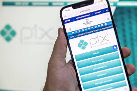 Clientes relatam problemas com Pix em diferentes bancos nesta segunda (19)