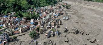 Viele Tote nach Sturzflut in Nepal - Hunderte vermisst — tagesschau.de
