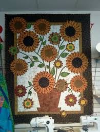 Résultat de recherche d'images pour "KU Jayhawk appliqued quilt"