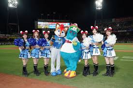 6月3日（水）ファイターズ戦 『赤いきつねの耳カチューシャ』配布＆ファイターズガール来場