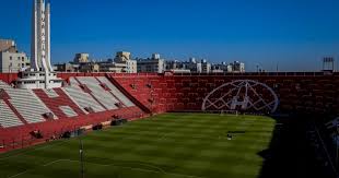 Huracán recibe a Belgrano sin público en el Apertura: desafío para los líderes de la Zona B