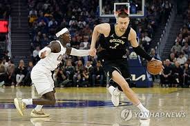 골든 스테이트 대 클리블랜드 아이콘