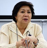 CITYNET Secretary General Mary Jane Ortega. Excerpt and translation from Kanagawa Newspaper (December 3, 2010) as part of their series on the new ... - mj1