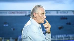 OPINIÃO: Do filho ao vocabulário, só 'rebranding' radical ou Corinthians salvam carreira de Tite