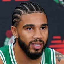 Jayson Tatum News: Double-doubles in defeat