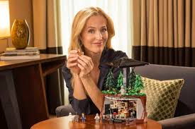 Gillian Anderson On The New ‘X-Files’ LEGO Set: ‘It’s Delicious’