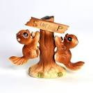 How to Keep Squirrels Out of Bird Feeders Using Cayenne Pepper