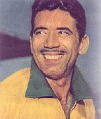 RIO DE JANEIRO, - Nilton Santos, the galloping left back who was a regular in Brazil&#39;s World Cup-winning sides of 1958 and 1962, has died in Rio from ... - 20131128nilton