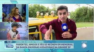 Dudu Camargo visita o memorial da banda Mamonas Assassinas em Guarulhos (SP)