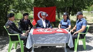 Tank şoförü Kıbrıs gazisi, silah arkadaşlarıyla verdiği mücadeleyi anlattı