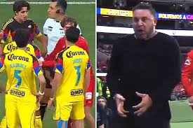 Turco Mohamed prende a afición de América con polémico gesto: ¿Habrá sanción como a Efraín Juárez