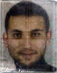 Kocaeli&#39;nin Derince ilçesinde bariyere çarpan otomobilin sürücüsü 19 yaşındaki Muhammed Ensar Aydemir öldü, araçta bulunan 4 kişi yaralandı. - otomobil-bariyere-carpti-surucu-oldu-4-kisi-5371430_o
