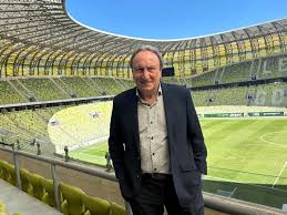 Is Neil Warnock Making a Shock Return to Management?