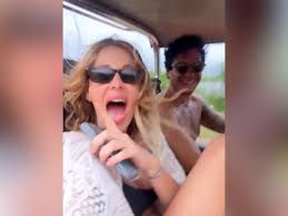 Alessia Marcuzzi, la fuga d'amore in Brasile con Tiago Schietti