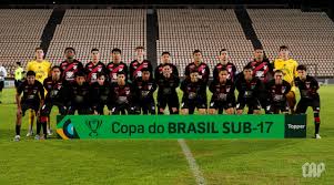 Meia do Athletico faz golaço do meio de campo em classificação na Copa do Brasil Sub-17; assista