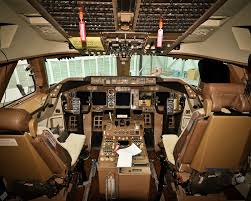 Bilderesultat for cockpit 747 400