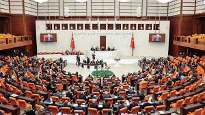 Yeni Parti, DEM Parti, CHP, İYİ Parti ve Yeni Yol Partisi'nin önerileri AKP ve MHP oylarıyla reddedildi — T24