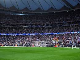 🎥 Paper rain & Atleti chants: Metropolitano rocks before CL opener