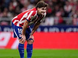 ¡Va y viene! Julián primero abucheado y después ovacionado en el Metropolitano