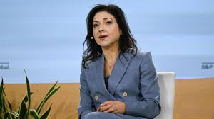 Klimapolitik: Katherina Reiche stellt EU-Klimaziel für 2050 infrage