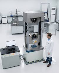 Universal Testing Machine - Advanced Tensile & Compression ...