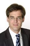 Dr. Nikolaus Arnold. Rechtsanwalt in Wien und Partner der ARNOLD Rechtsanwalts-Partnerschaft, ausgezeichnet mit dem Walther-Kastner-Preis 2003, ... - 200910-1