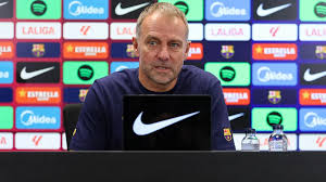 «¡Todo gira en torno a nuestro posicionamiento!»: Hansi Flick revela el plan secreto del Barça para frenar a Kylian Mbappe en el Clásico