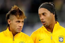 Neymar's World Cup Prospects: Ronaldinho and Messi Weigh In