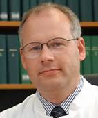 Professor <b>Arthur Mueller</b> ist Facharzt für Augenheilkunde am Klinikum <b>...</b> - 29008437265