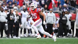 Kyle Williams celebrates a touchdown for the New England Patriots against the Las Vegas Raiders