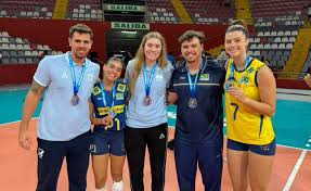 Representantes do Fluminense ocupam pódio da Copa Sul-Americana de Vôlei Feminino