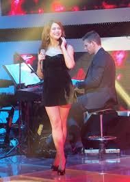Best 21 distinguished quotes by renee olstead photograph English via Relatably.com