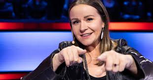 Z kabaretów Polsatu do TVP. Ewa Błachnio nową twarzą "Omnibusa"