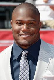 NFL player Michael Robinson of the Seattle Seahawks arrives at the 2012 ESPY Awards at Nokia Theatre L.A. Live on July 11, 2012 in Los Angeles, California. - Michael%2BRobinson%2B2012%2BESPY%2BAwards%2BArrivals%2BYMRWPSzgssVl
