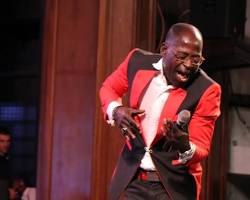 Image of Abrantie Amakye Dede, Ghanaian highlife musician